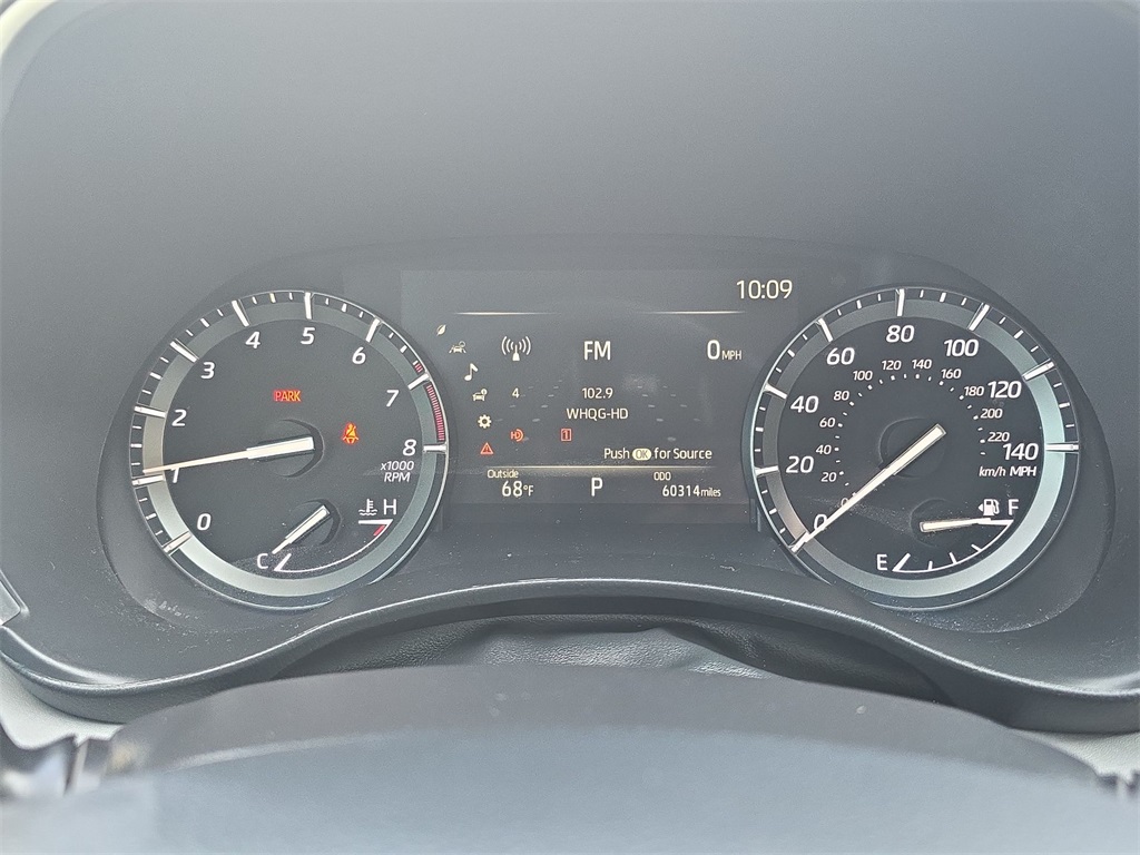 2020 Toyota Highlander XLE photo 19