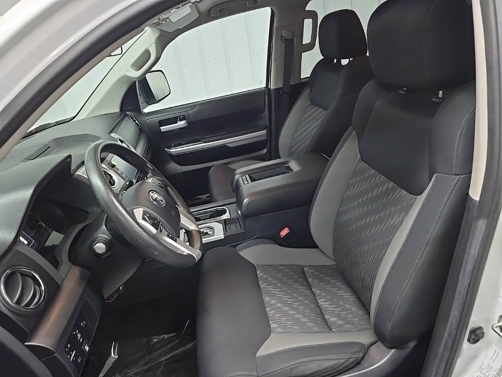 2020 Toyota Tundra SR5 Grade photo 31