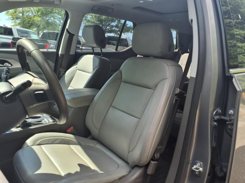 2019 Chevrolet Traverse Leather photo 10