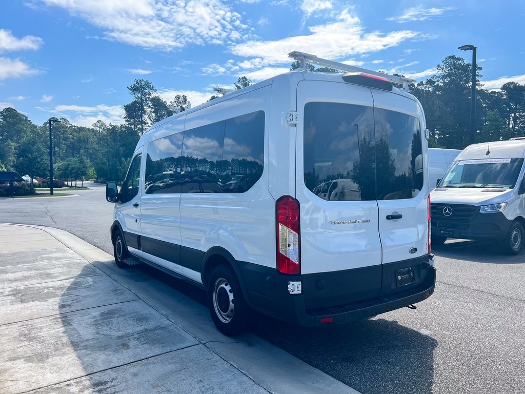 2020 Ford Transit Passenger XL photo 4