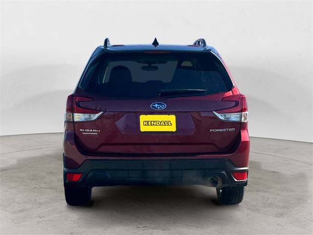 2024 Subaru Forester Premium photo 4