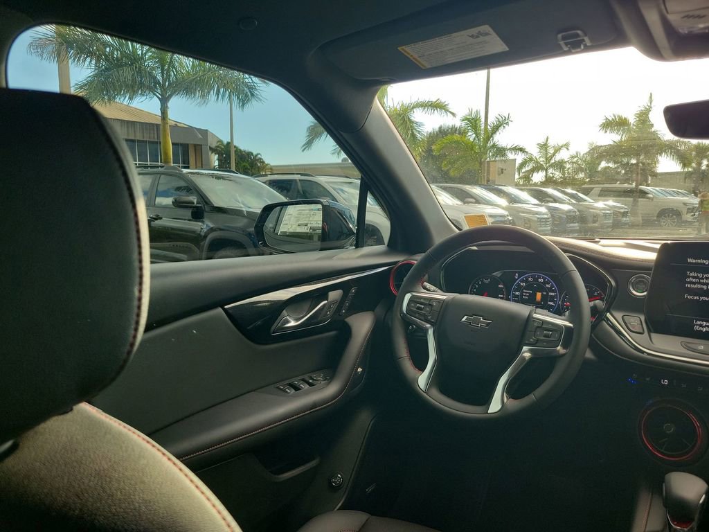 2025 Chevrolet Blazer RS photo 15