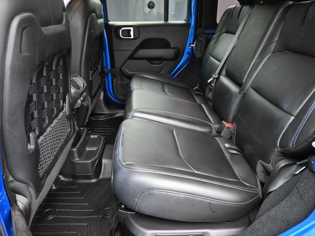 2022 Jeep Wrangler Unlimited Rubicon 4xe photo 8