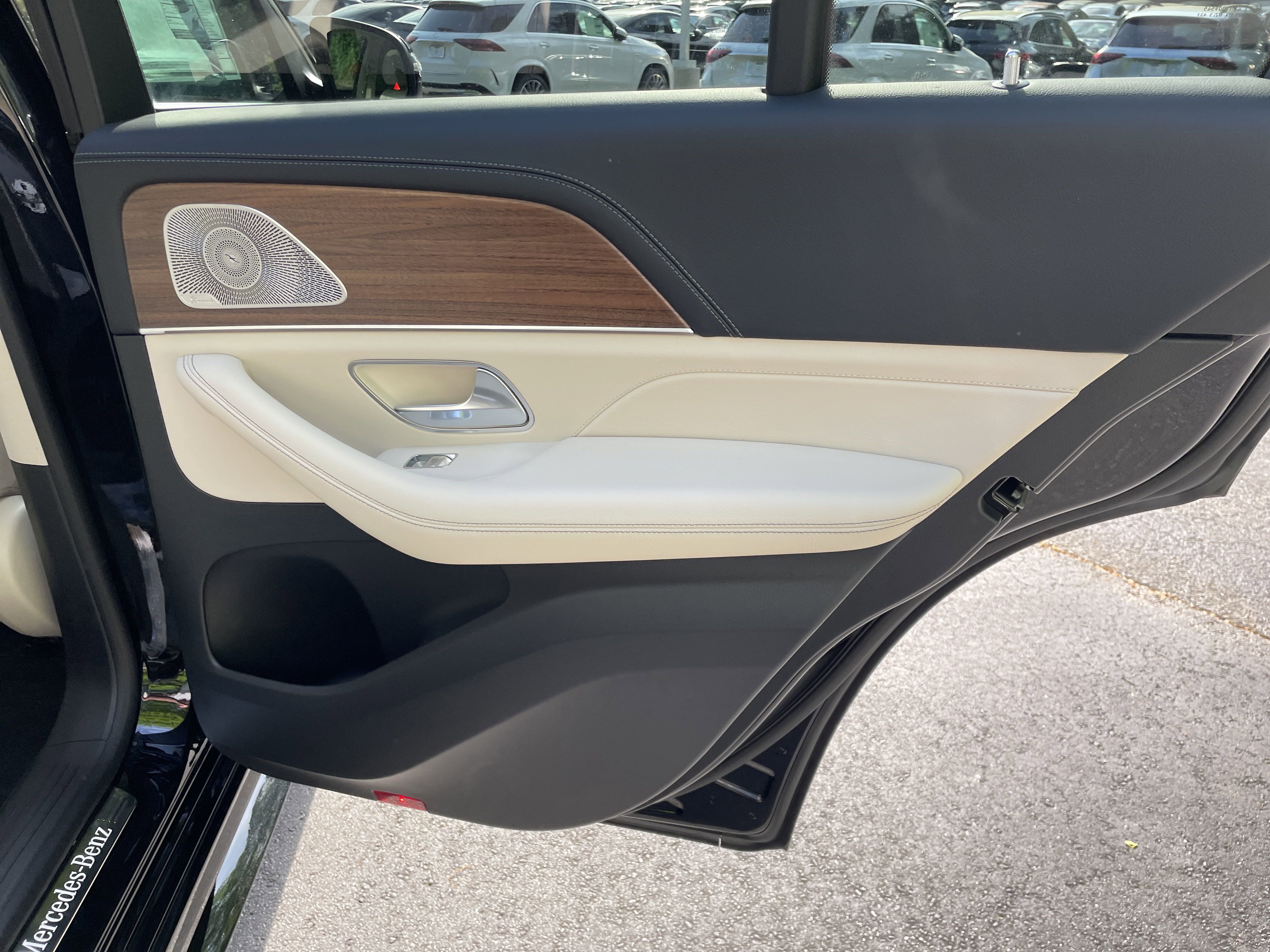 2025 Mercedes Benz GLE 350 photo 25