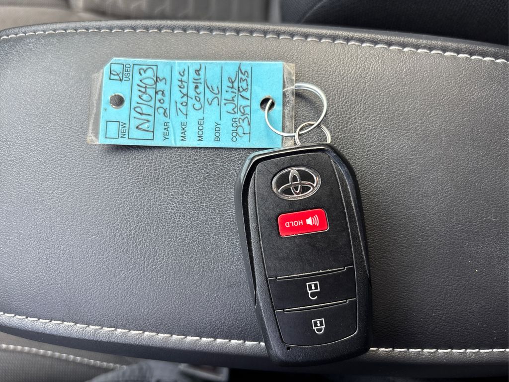 2023 Toyota Corolla SE photo 36