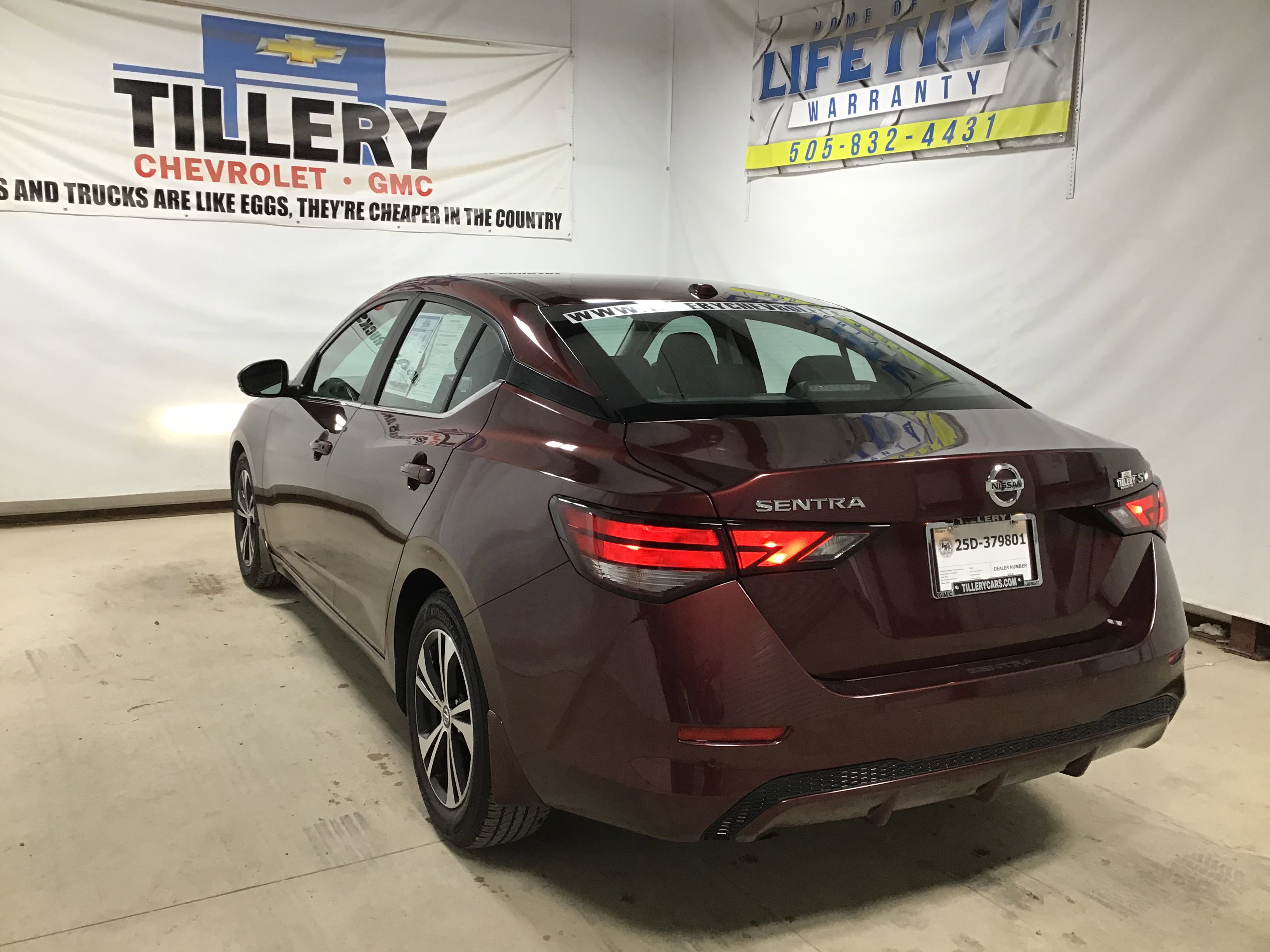 2020 Nissan Sentra SV photo 4