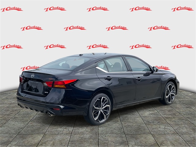 2025 Nissan Altima 2.5 SR photo 2