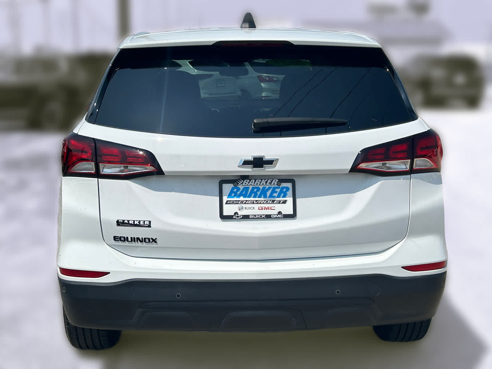 2023 Chevrolet Equinox LS photo 3