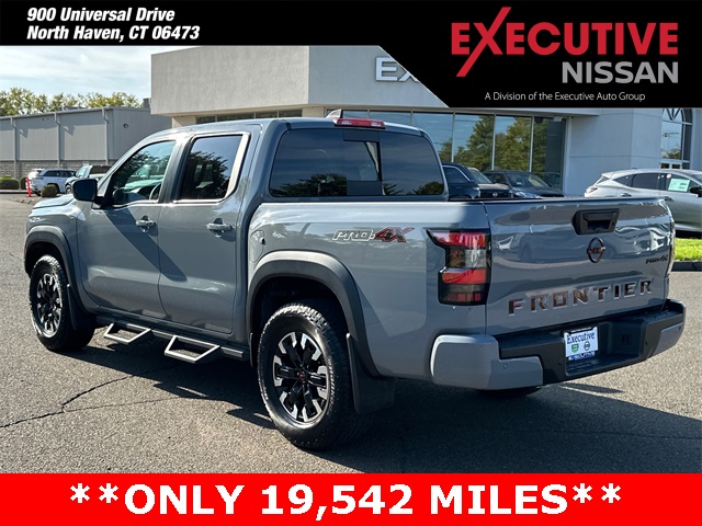 2024 Nissan Frontier photo 4