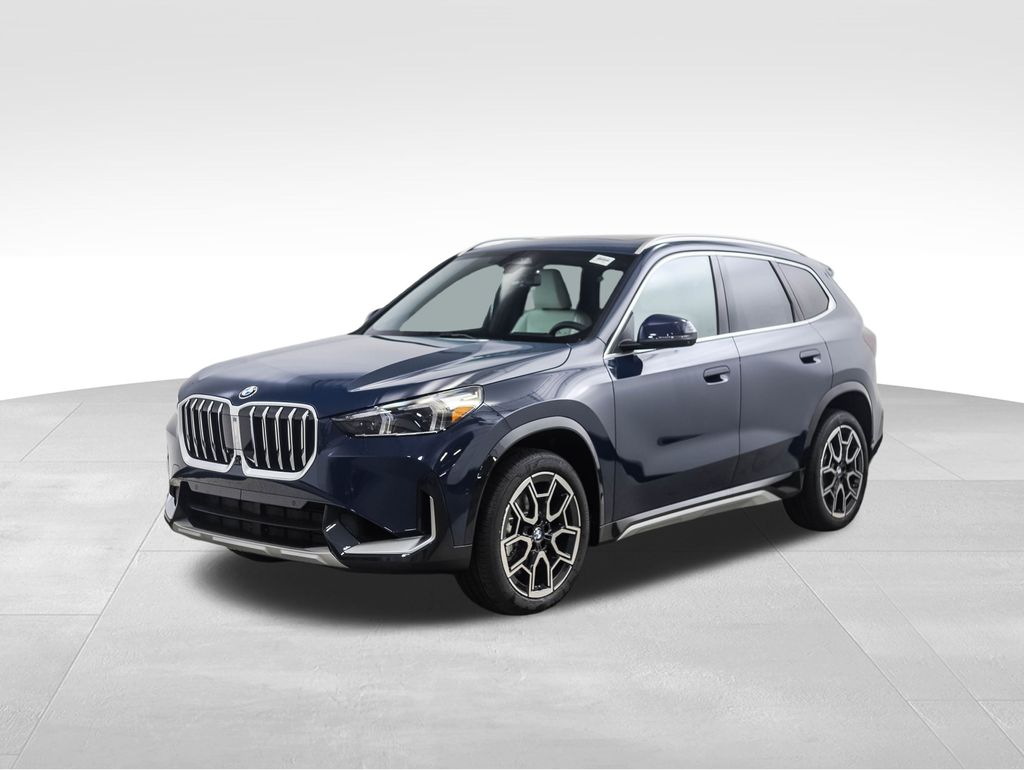 2026 BMW X1 28i's photo