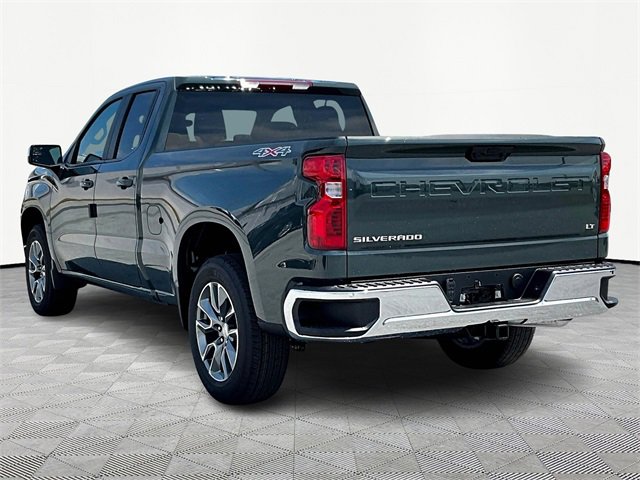 2026 Chevrolet Silverado 1500 LT photo 4