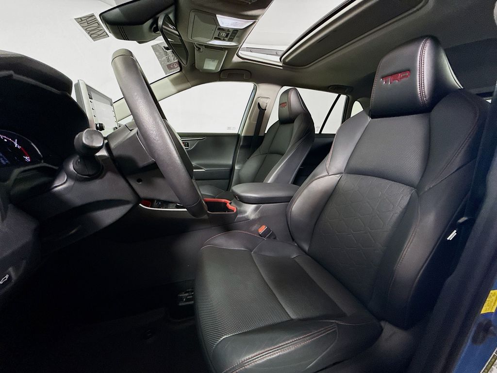 2022 Toyota RAV4 TRD Off-Road photo 17