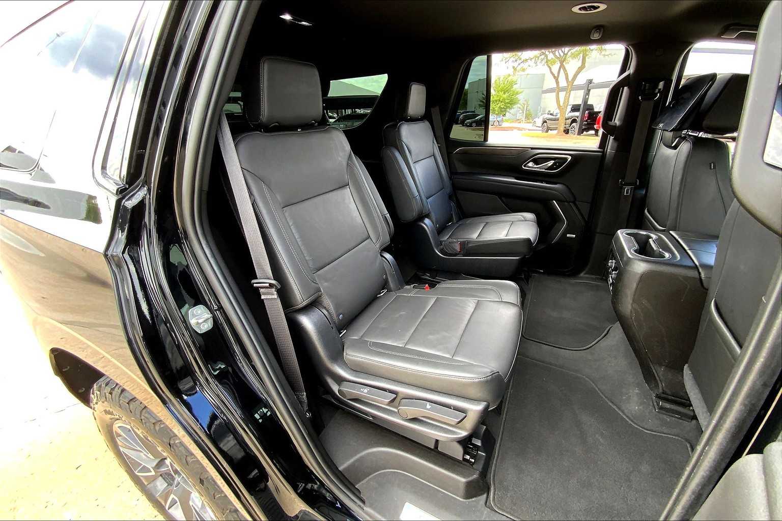 2021 Chevrolet Tahoe Z71 photo 16