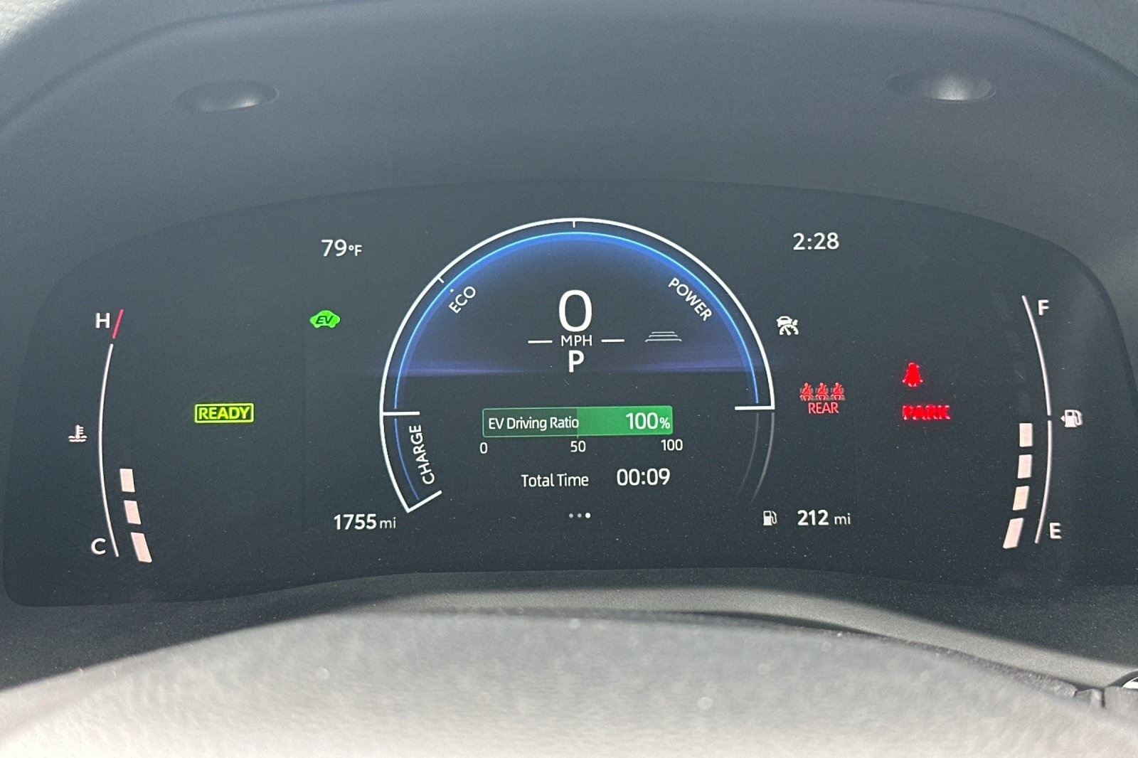 2025 Toyota Camry LE photo 21