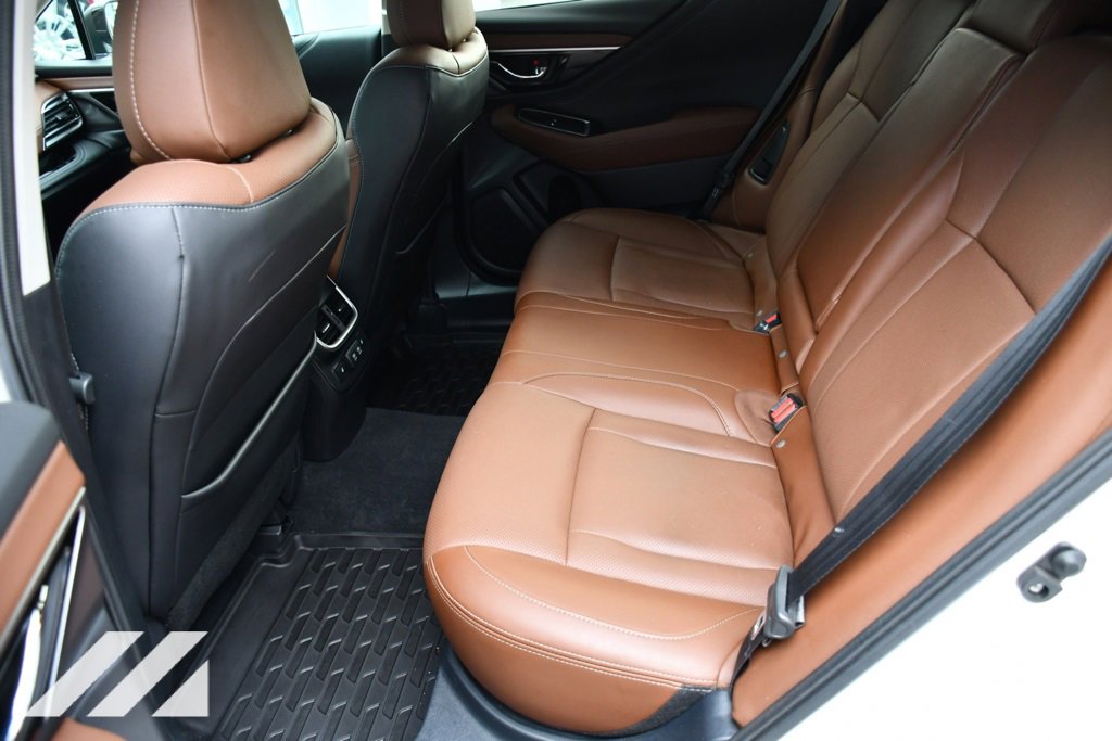 2022 Subaru Outback Touring photo 23