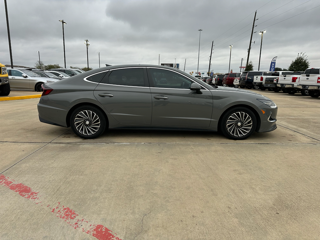 2023 Hyundai Sonata Hybrid Limited photo 4