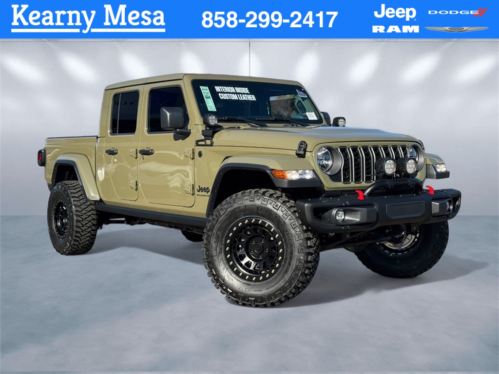 2025 Jeep Gladiator Nighthawk's photo