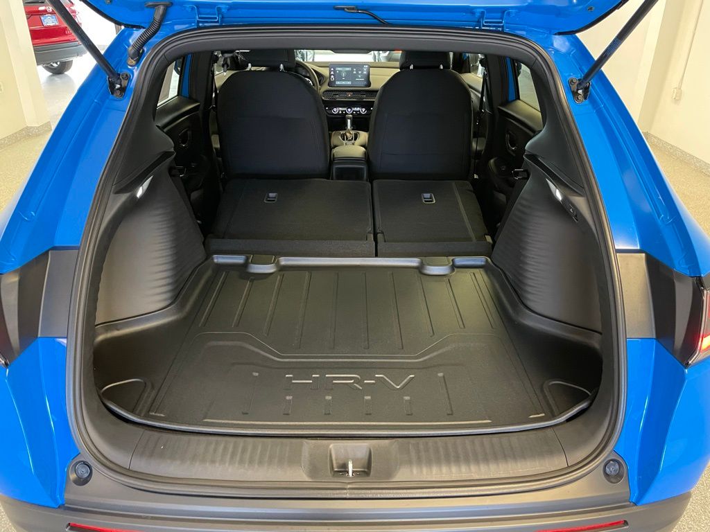 2026 Honda HR-V Sport photo 10