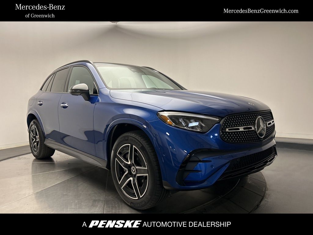 2026 Mercedes-Benz GLC Base's photo