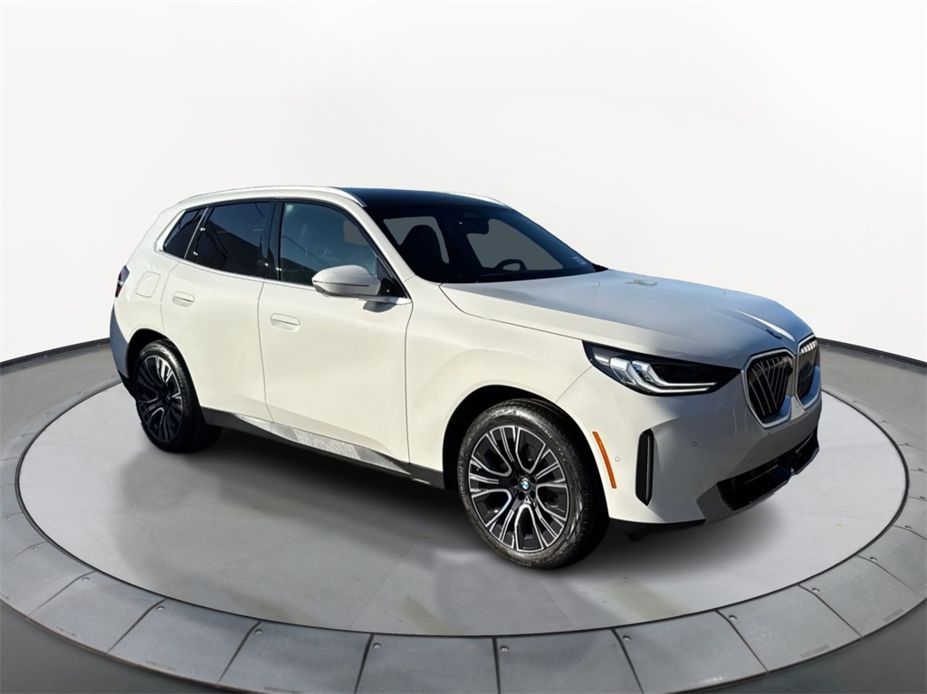 2026 BMW X3 30's photo