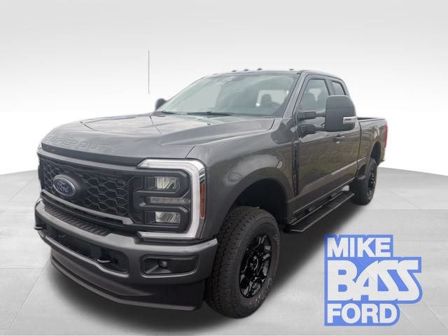 2026 Ford F-350 Super Duty XL's photo