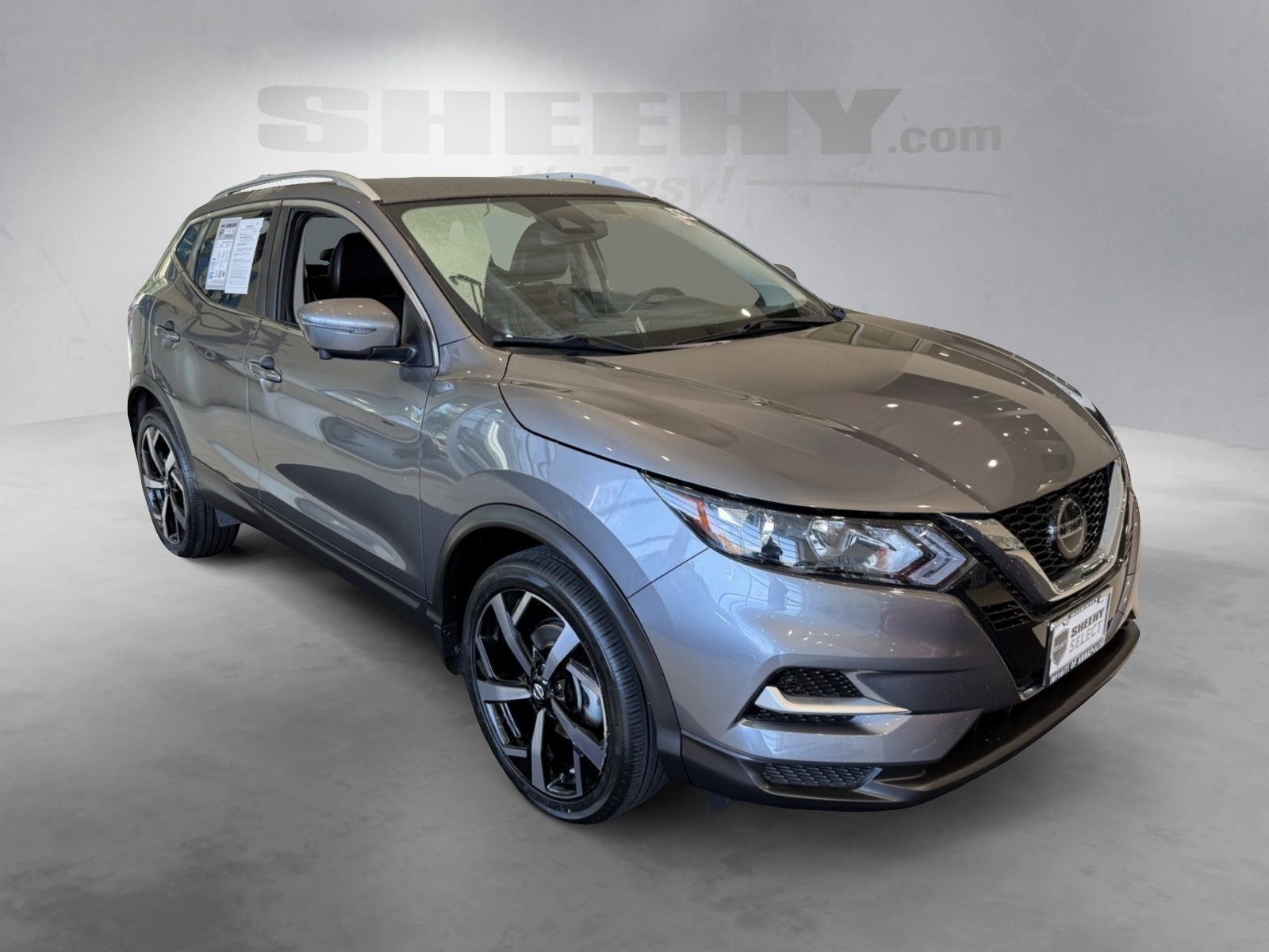2022 Nissan Rogue Sport SL photo 2