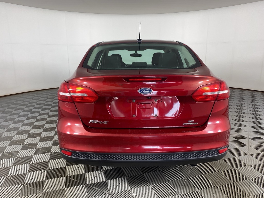 2016 Ford Focus SE photo 8