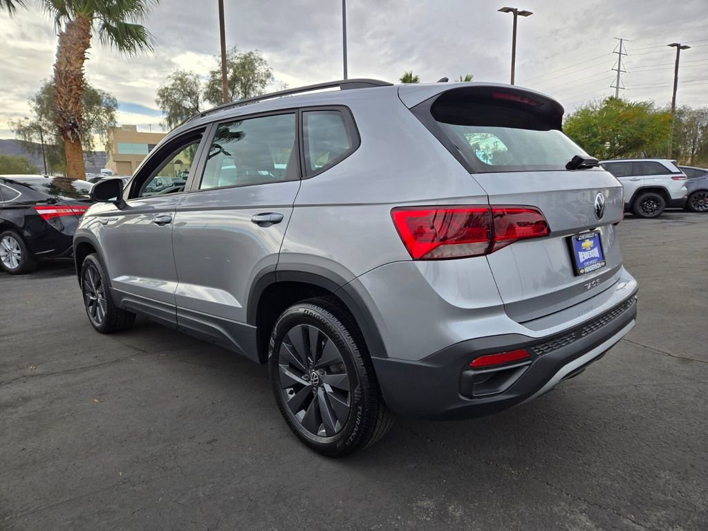 2023 Volkswagen Taos S photo 4