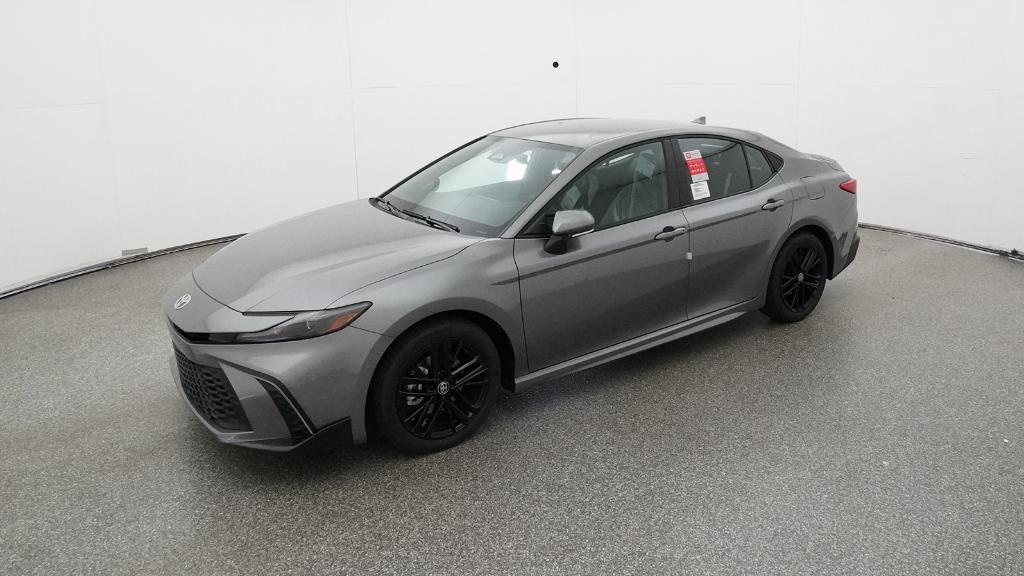 2026 Toyota Camry SE's photo