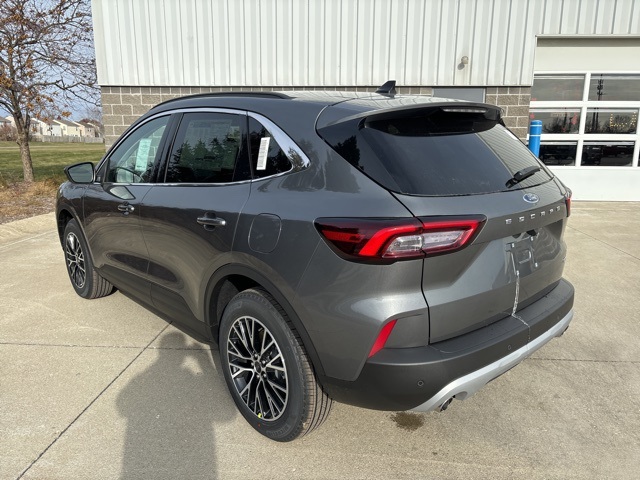 2025 Ford Escape Plug-In Hybrid photo 7