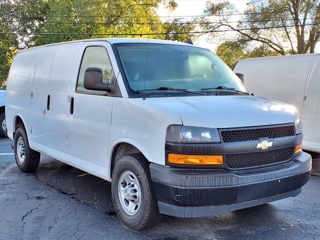 2019 Chevrolet Express Cargo 2500 photo 3