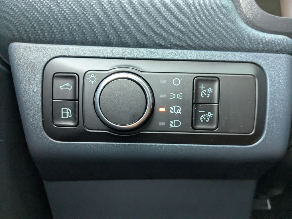 2025 Ford Maverick XL photo 24
