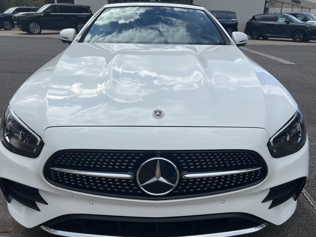 2023 Mercedes Benz E 450 photo 2