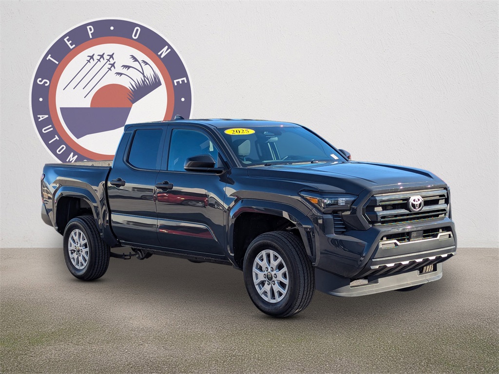 2025 Toyota Tacoma SR's photo