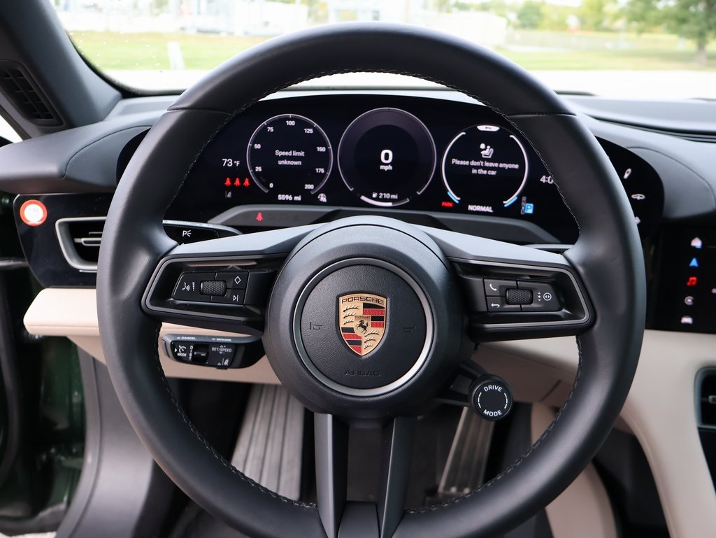 2025 Porsche Taycan 4S photo 24