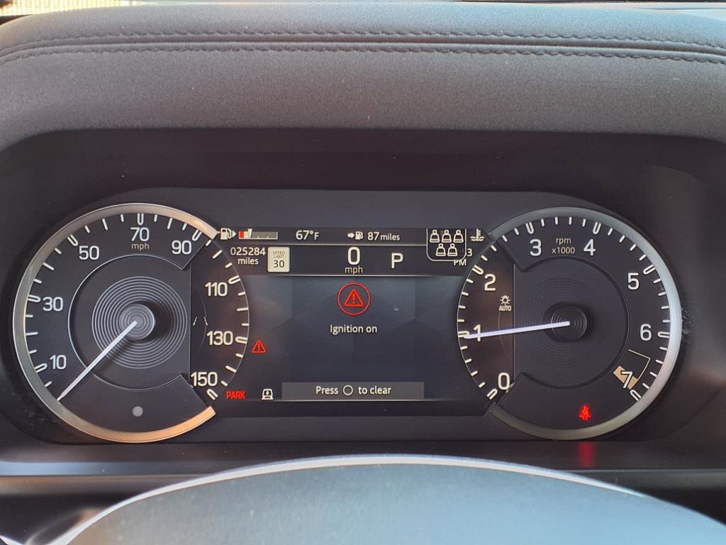 2023 Land Rover Defender X-Dynamic SE photo 8
