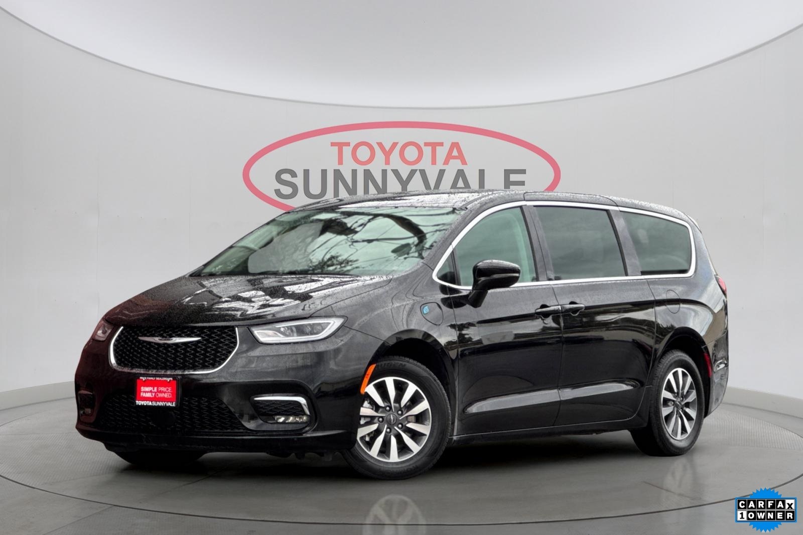 2024 Chrysler Pacifica PHEV