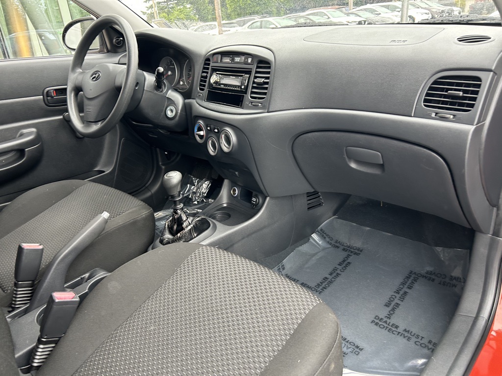 2008 Hyundai Accent GS photo 22