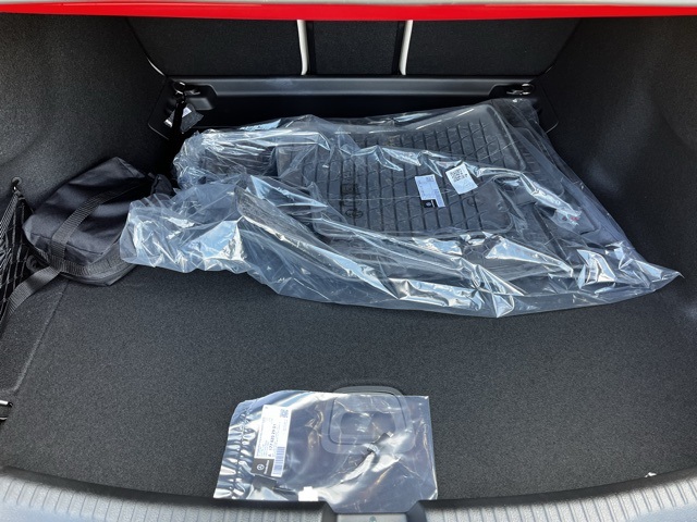 2025 Mercedes Benz C 300 photo 25