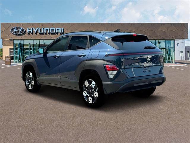 2025 Hyundai Kona SEL photo 3