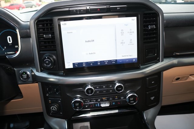 2021 Ford F-150 Lariat photo 16
