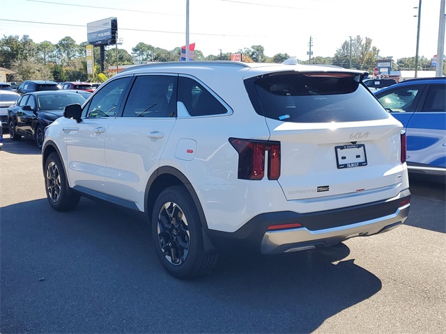 2026 Kia Sorento S photo 3