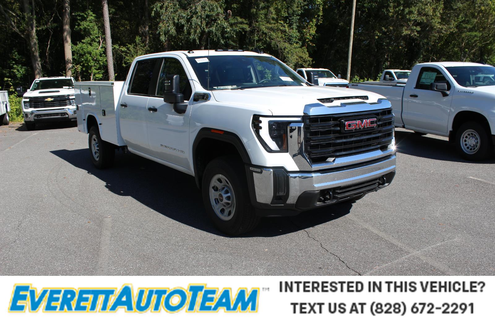 2025 GMC Sierra 3500HD Pro's photo