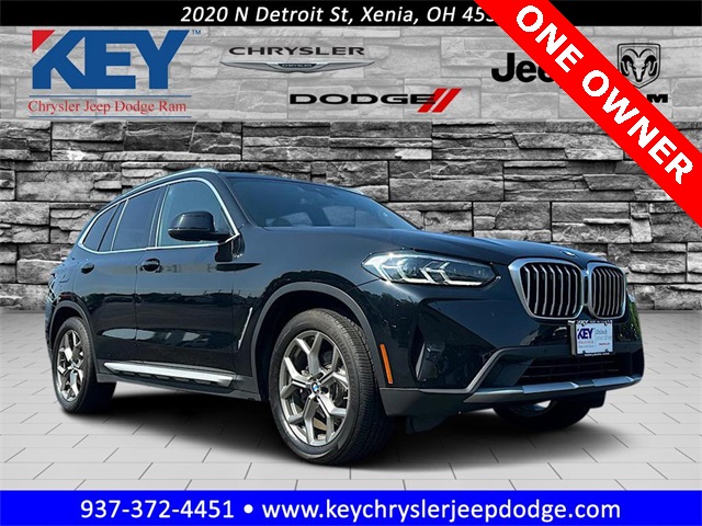 2022 BMW X3 30i's photo