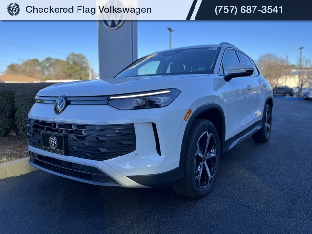 2026 Volkswagen Tiguan SE's photo