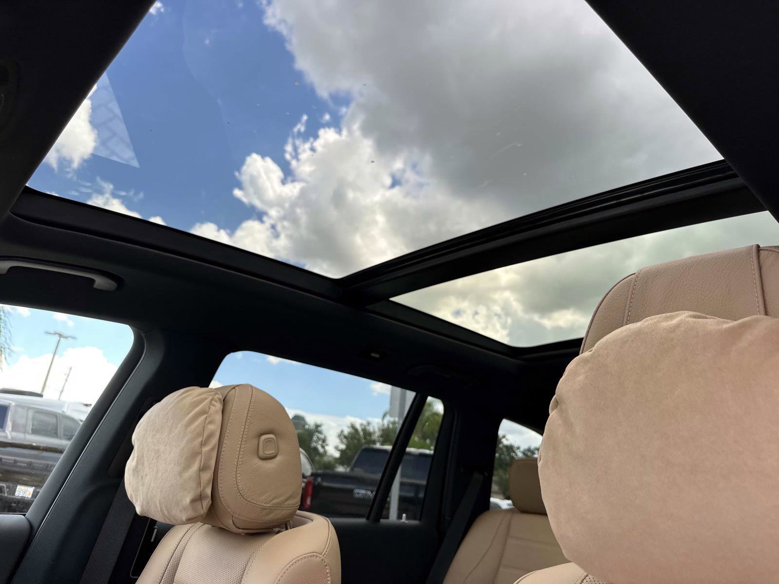 2026 Mercedes Benz GLS 580 4MATIC photo 23