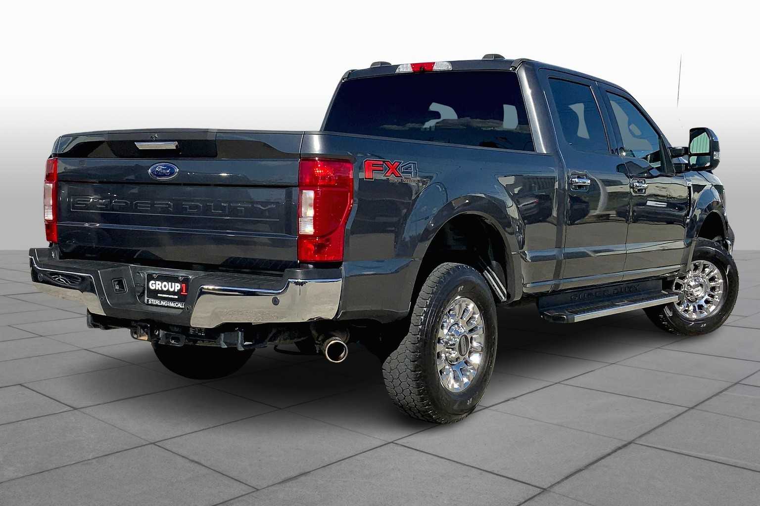 2020 Ford F-250 XLT photo 12