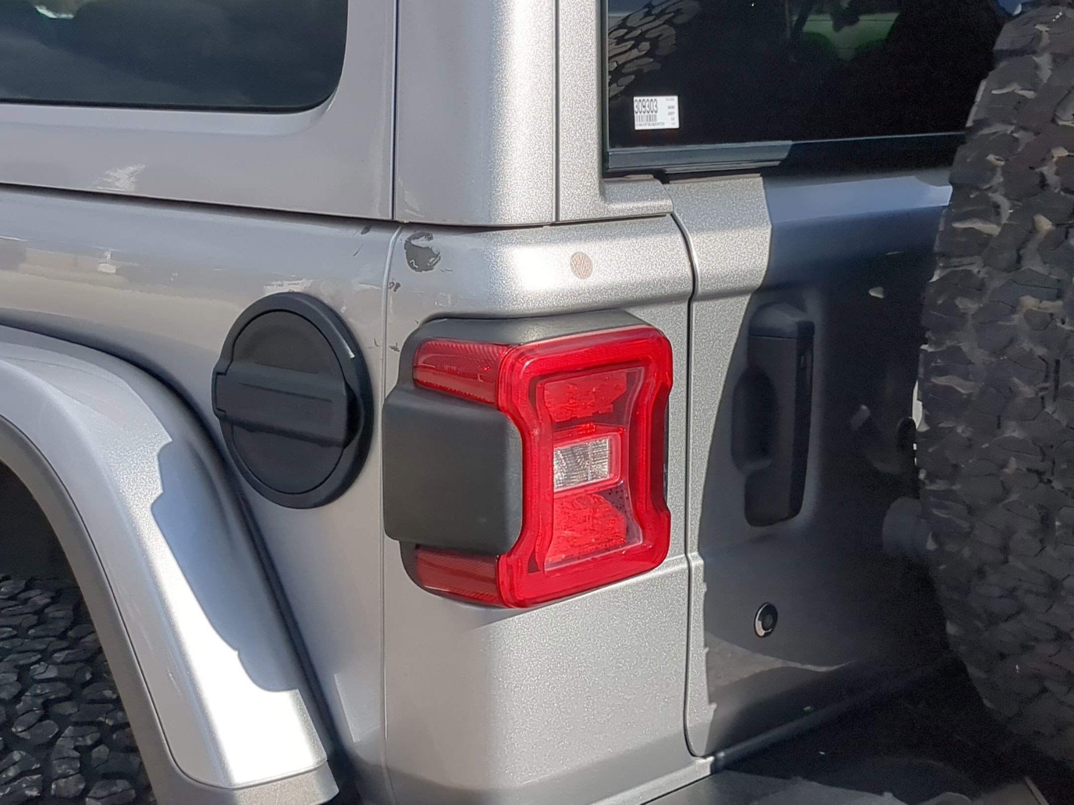 2018 Jeep Wrangler Unlimited Rubicon photo 11