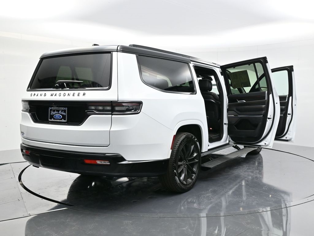2024 Jeep Wagoneer L Series III photo 48
