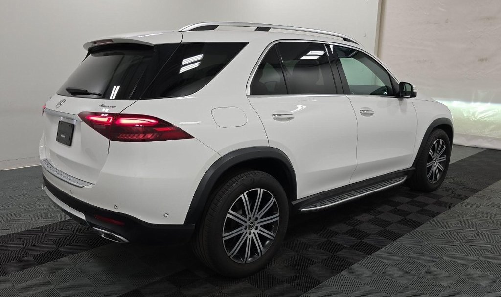 2024 Mercedes Benz GLE 4MATIC photo 4